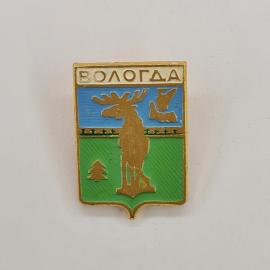 Значок СССР. Вологда, городской герб с лосем, птицей и елью. Винтажный значек.