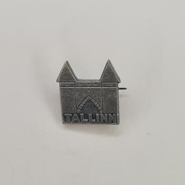 Значок с изображением крепости. Таллин - Эстония. Винтажный значек.