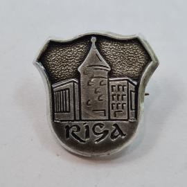 Значок СССР. Рига, городская архитектура, башня и здания. Винтажный значек.