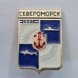 Значок СССР. Североморск, якорь, рыбы, 1951, Мурманская область, флот. Винтажный значек.