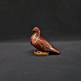 Статуэтка винтажная, СССР. Керамика, фигурка голубя коричневой глазури на подставке
