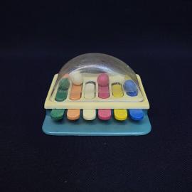 Игрушка музыкальная винтажная, СССР. Пластмассовый детский ксилофон с шариками под колпаком