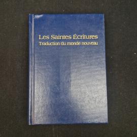Les Saintes &Eacute;critures Traduction du monde nouveau. Книга, религиозная литература