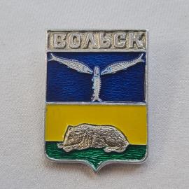 Значок СССР. Волчек, герб с рыбами и кабаном, Коми. Винтажный значек.