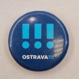 Значок СССР. Надпись Ostrava, три восклицательных знака, городская тематика. Винтажный значек.