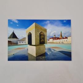 Открытка старинная. Казань, памятник у мечети Кул Шариф, архитектура кремля и городской вид