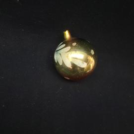 Елочная игрушка винтажная, СССР. Стеклянный шар с серебристым растительным узором