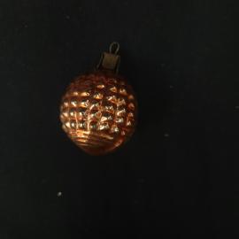 Елочная игрушка винтажная, СССР. Стеклянная фигурка шишки с рельефным узором