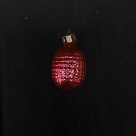 Елочная игрушка винтажная, СССР. Стеклянный красный шар с рельефным узором для украшения елки