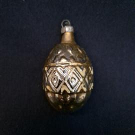 Елочная игрушка винтажная, СССР. Стекло, подвеска в форме яйца с рельефным узором