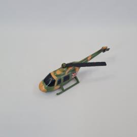 Вертолет игрушечный винтажный, СССР. Военная модель в камуфляжной окраске с флагом Британии