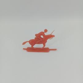 Игрушка всадник на лошади винтажная СССР. Пластмассовая фигурка с копьём на подставке