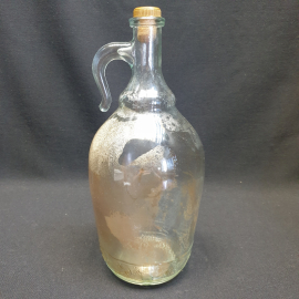 Бутыль из-под напитка "Бомон Крюшон" без этикетки, грязь изнутри, стекло, 2 литра, Россия