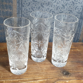 Три хрустальных стакана, цена за предмет