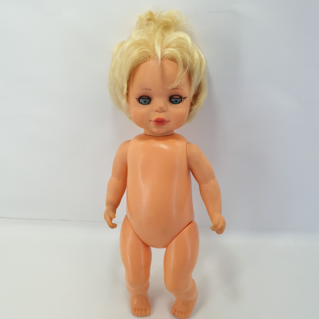 Кукла детская, пластик/резина, высота 40 см. ГДР. Картинка 1
