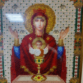 Икона Божией Матери Неупиваемая Чаша, бисер, 32х27 см.. Картинка 7