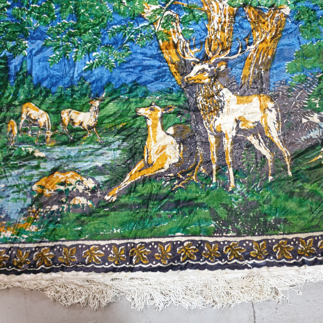 Плюшевый ковер с оленями СССР. 125х195 см.. Картинка 4