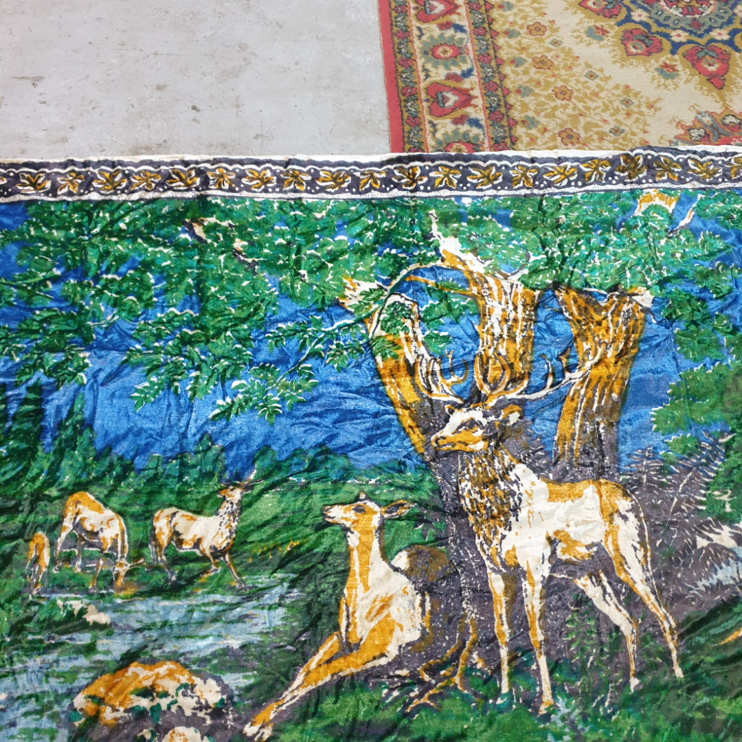 Плюшевый ковер с оленями СССР. 125х195 см.. Картинка 5