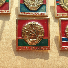 Набор значков 10 шт.. Картинка 10