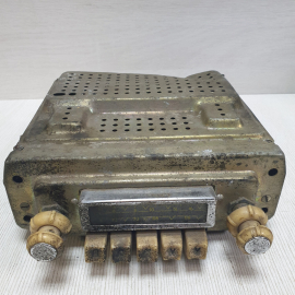 Радиоприёмник ламповый А-12 для ГАЗ 21, работоспособность неизвестна. СССР