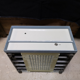 Стабилизатор напряжения. СССР. новый