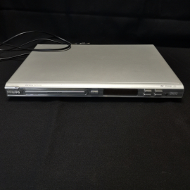 DVD- проигрыватель Philips DVP 3011K, включается, не работает дисковод. Китай.