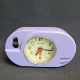 Часы-будильник настольные "Янтарь", знак качества, рабочие, винтаж СССР