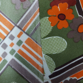 Ткань для летнего платья, цветочный орнамент, 105х260см. СССР.. Картинка 4
