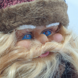 Сувенирная игрушка "Дед Мороз с подарками", высота 38 см, Китай.. Картинка 5
