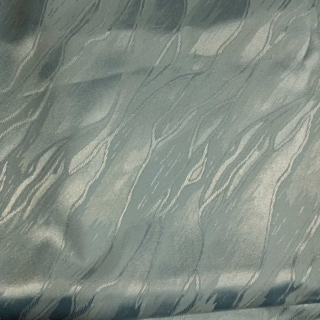 Ткань портьерная, шелк, 153 х 507м.  имеются многочисленные пятна. Картинка 5