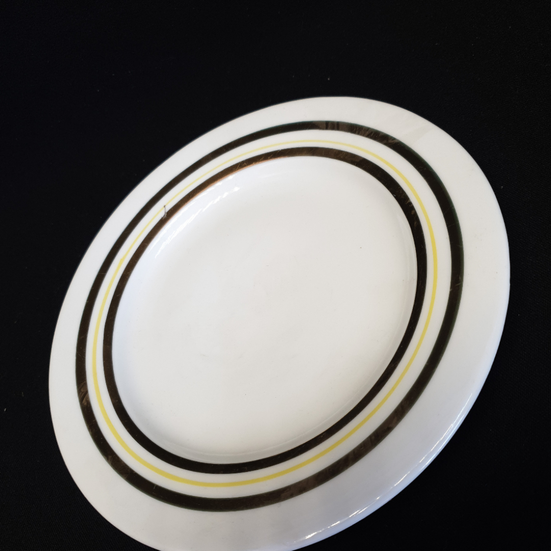 Тарелка десертная, Золотая и желтая лента, Барановский ФЗ, 60-е годы. Картинка 2