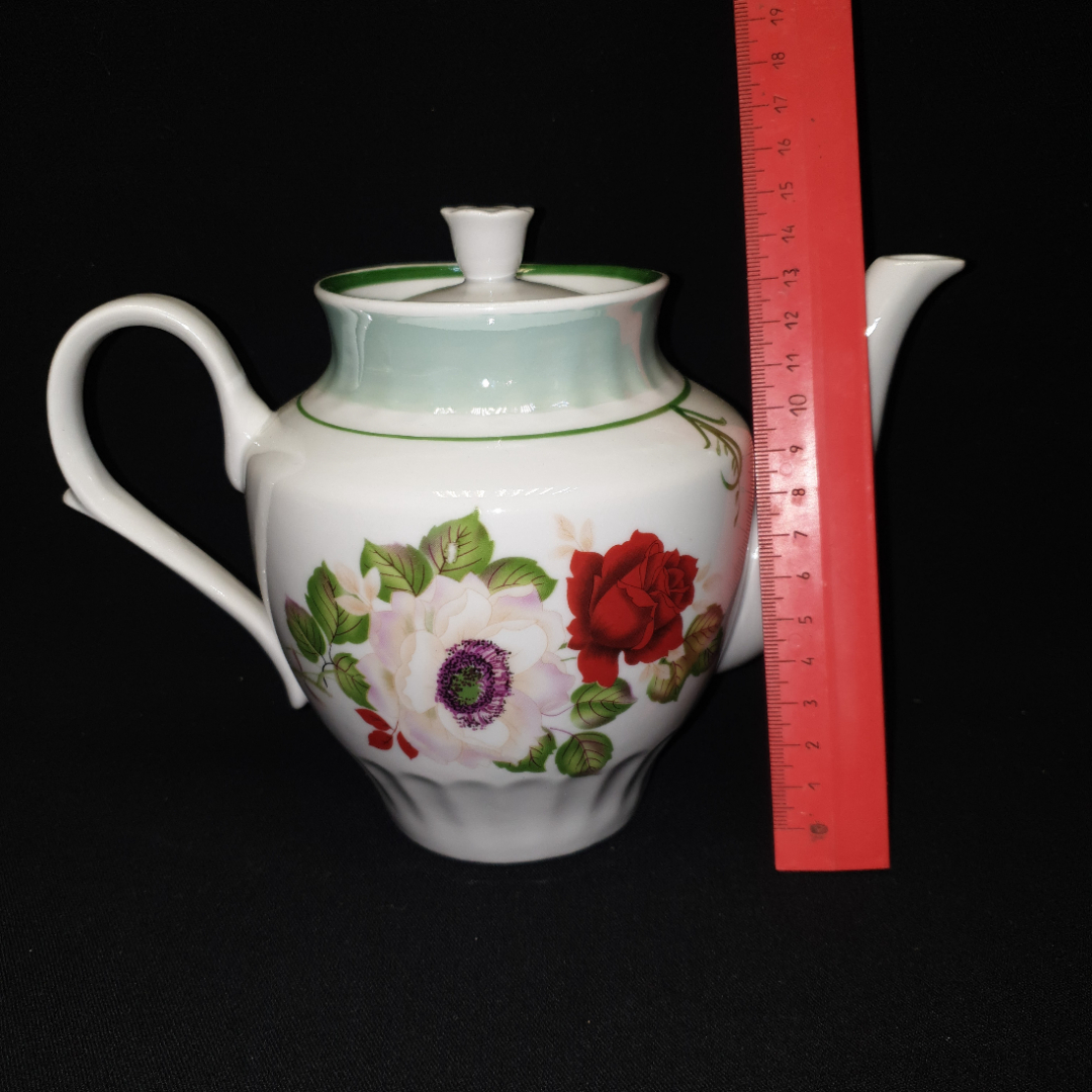 Чайный сервиз "Красная роза и белый шиповник" Дулево, 14 предметов. Картинка 22
