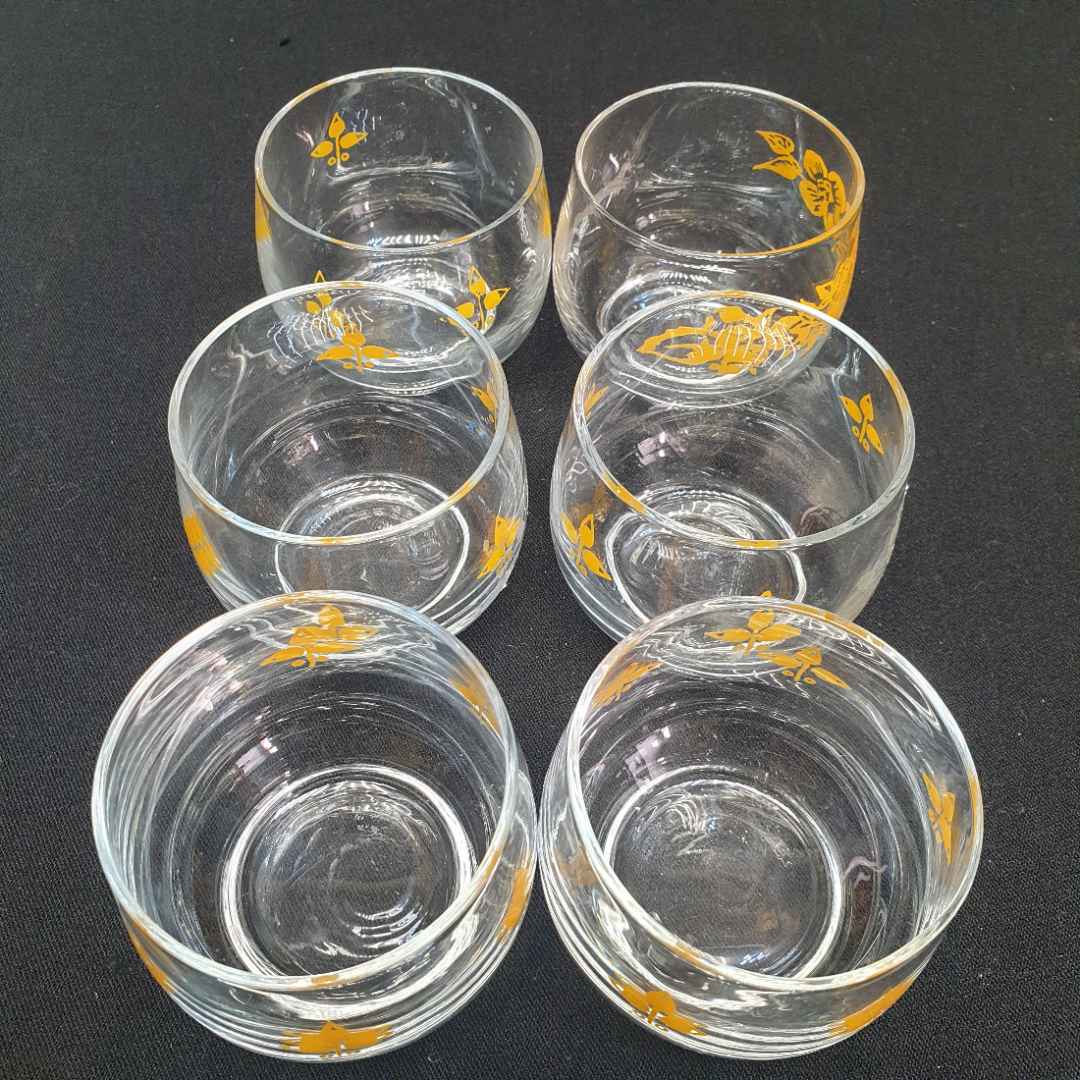 Набор стеклянных стаканов для напитков с узором. Картинка 2