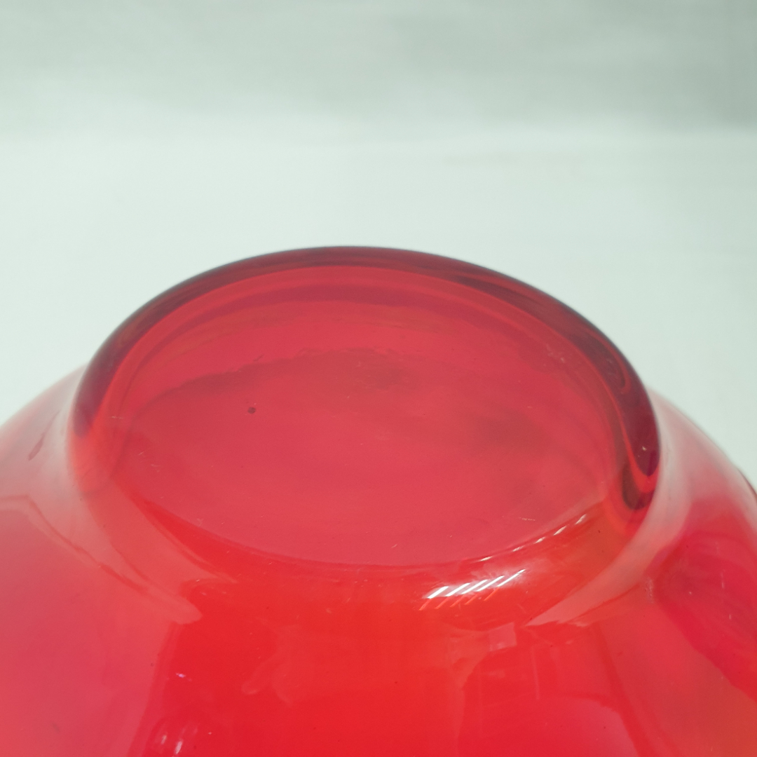 Ваза - фруктовница из двухцветного рубинового стекла, алмазная грань, есть микросколы, СССР. Картинка 4