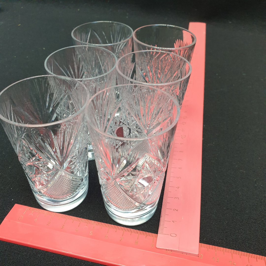 Набор хрустальных стаканов, высота 8 см, 6 штук, литьё, СССР. Картинка 3