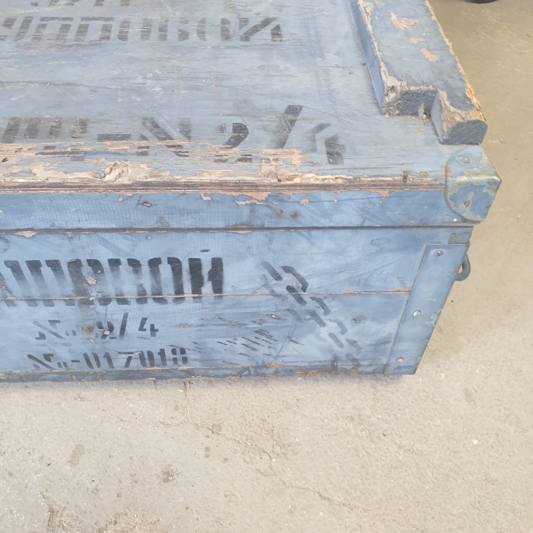 Ящик для хранения деревянный, большой, размер 85 х 51 х 30 см. Дефекты по корпусу. СССР. Картинка 6
