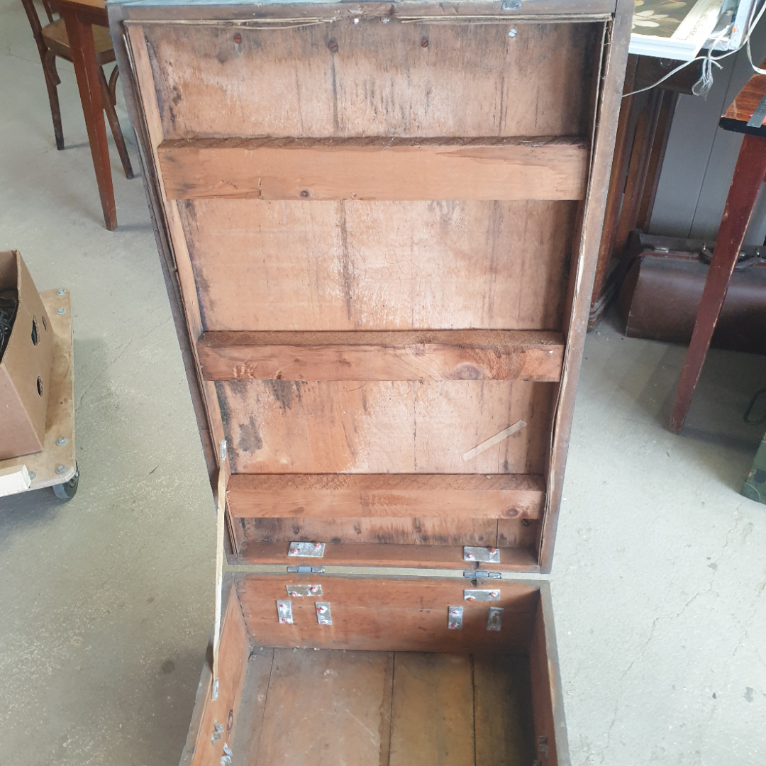 Ящик для хранения деревянный, большой, размер 85 х 51 х 30 см. Дефекты по корпусу. СССР. Картинка 16