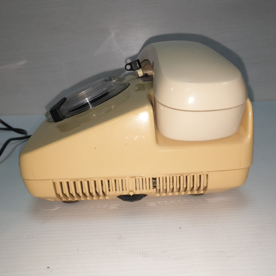 Телефон дисковый POST FeTAp 791 GbAnz-1, с иконой, регулировка громкости. ГДР. Картинка 5
