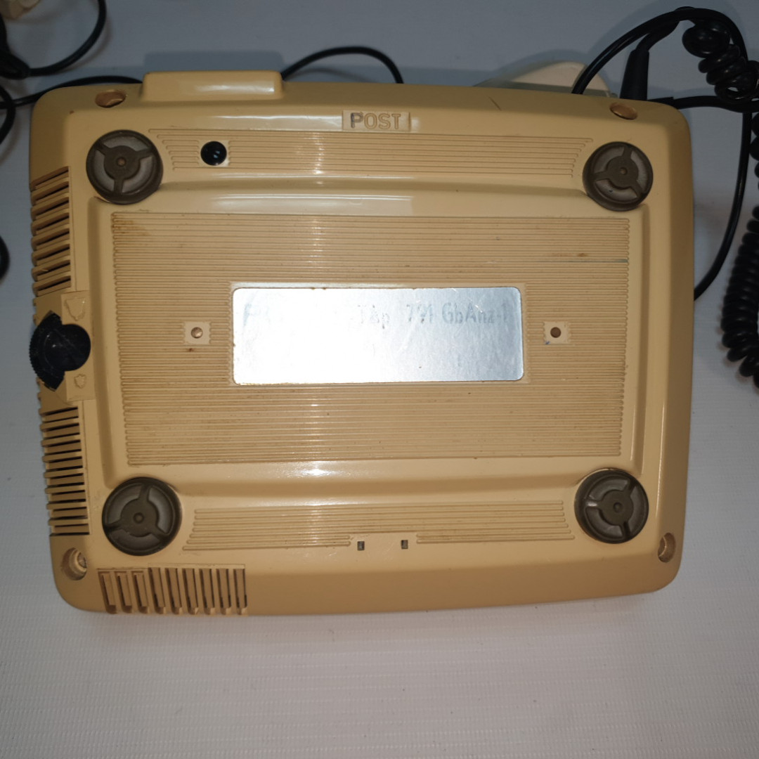 Телефон дисковый POST FeTAp 791 GbAnz-1, с иконой, регулировка громкости. ГДР. Картинка 10