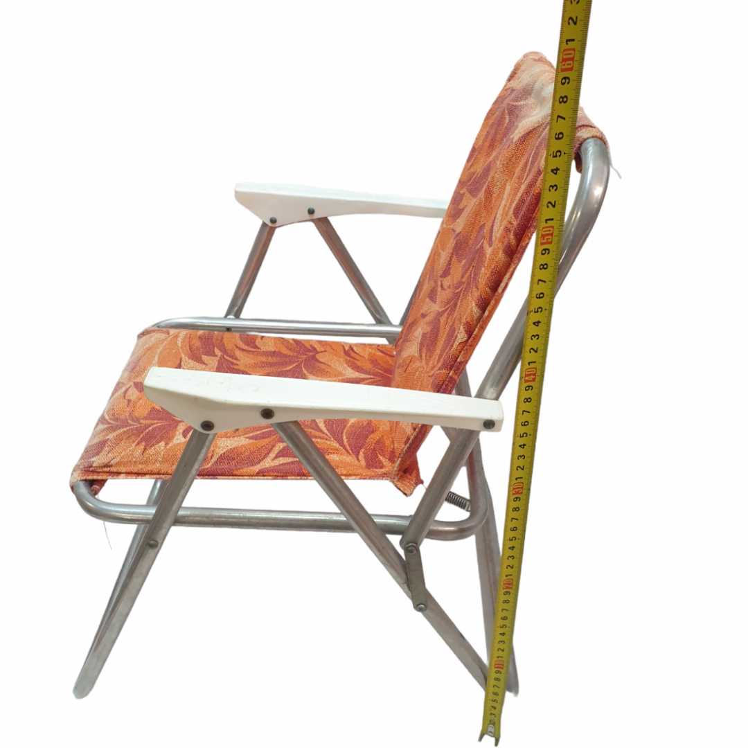 Кресло раскладное, алюминий, порвана ткань в одном месте. СССР. Картинка 8