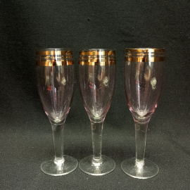 Набор фужеров для шампанского "Розовое золото", розовое стекло, позолота, высота 16 см, СССР. Картинка 1
