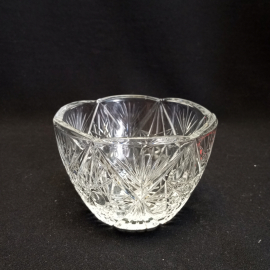 Салатник, ваза-конфетница с резным декором, хрусталь, алмазная грань, диаметр 13 см, СССР