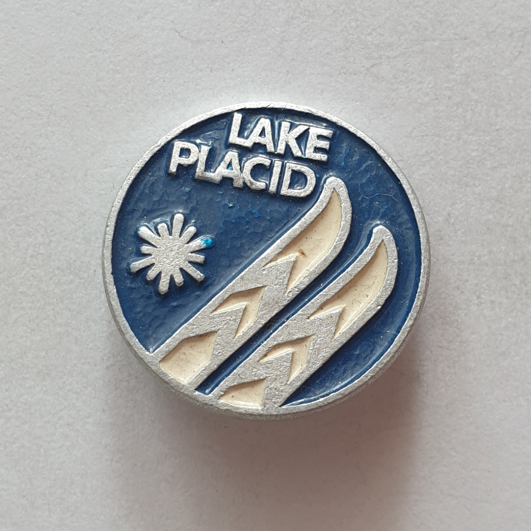 Значок "Lake Placid. Лыжи", СССР. Картинка 1