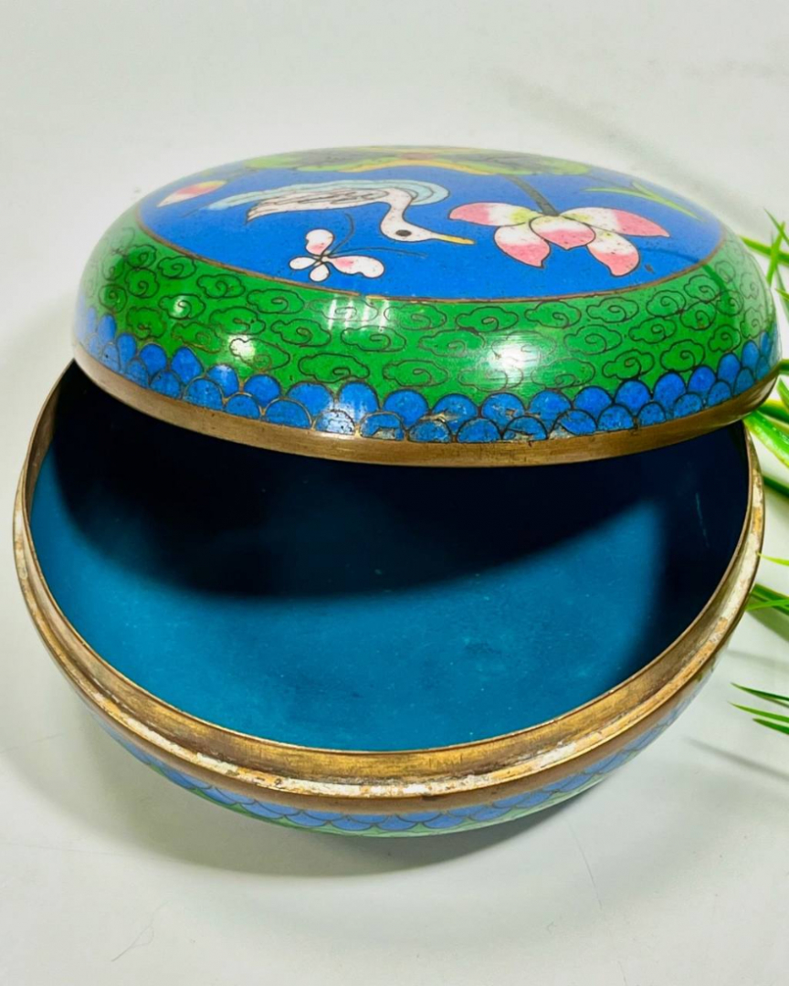 Круглая шкатулка в технике «cloisonne- клуазонне», Китай 1950х гг, винтаж. Картинка 2