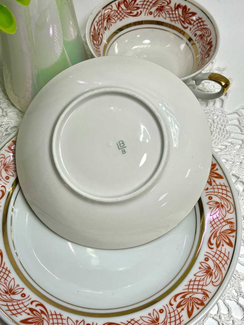 Чайное трио Германия. Фарфор, деколь, позолота. Винтаж. Картинка 2