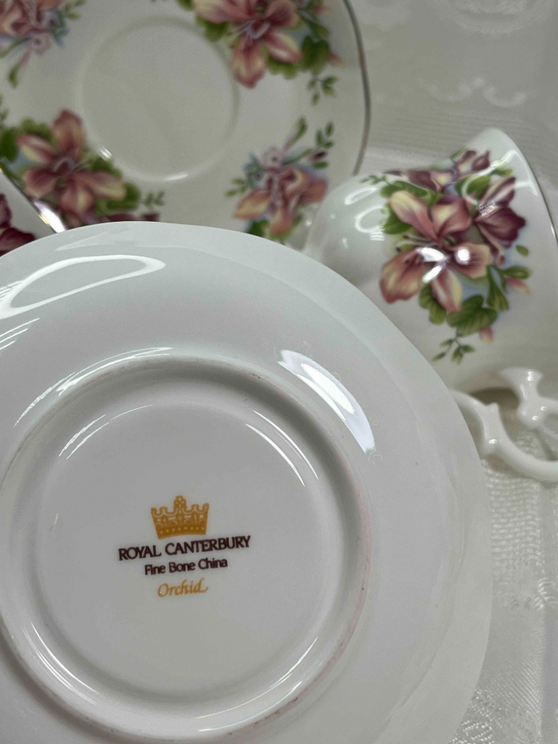 Чайная пара "Орхидея" Англия 1970гг Royal Canterbury. Костяной фарфор, цветочная деколь, 180мл. Картинка 5