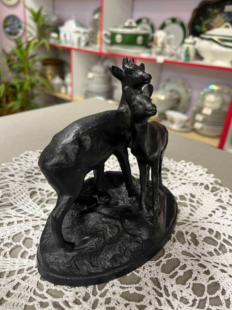 Настольная фигурка "Олени на горе", сплав металлов, без маркировки. Винтаж, СССР. Картинка 3