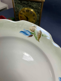 Сервировочное блюдо с ручками. Фарфор с ручной надглазурной росписью. Барановский ФЗ 1973-83гг. СССР. Картинка 3