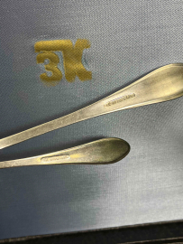 Набор столовых приборов из нерж. стали в кофре. Вилки и ножи с карболит ручками. Цена за 24пр. Картинка 8