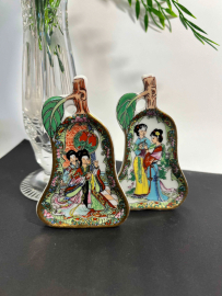 Плакетка в виде груши. Китай. Фарфор, деколь, золото, маркировка. Цена за 1шт